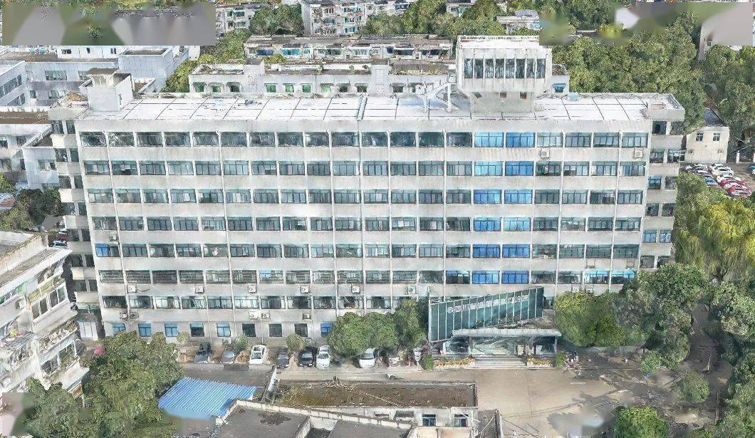 The production of real-world 3D models starts with data collection. The realism of the model lies in the same color as the real world, which is derived from the imagery taken from the sky. At present, oblique photogrammetry technology is mainly used for aerial photography. 